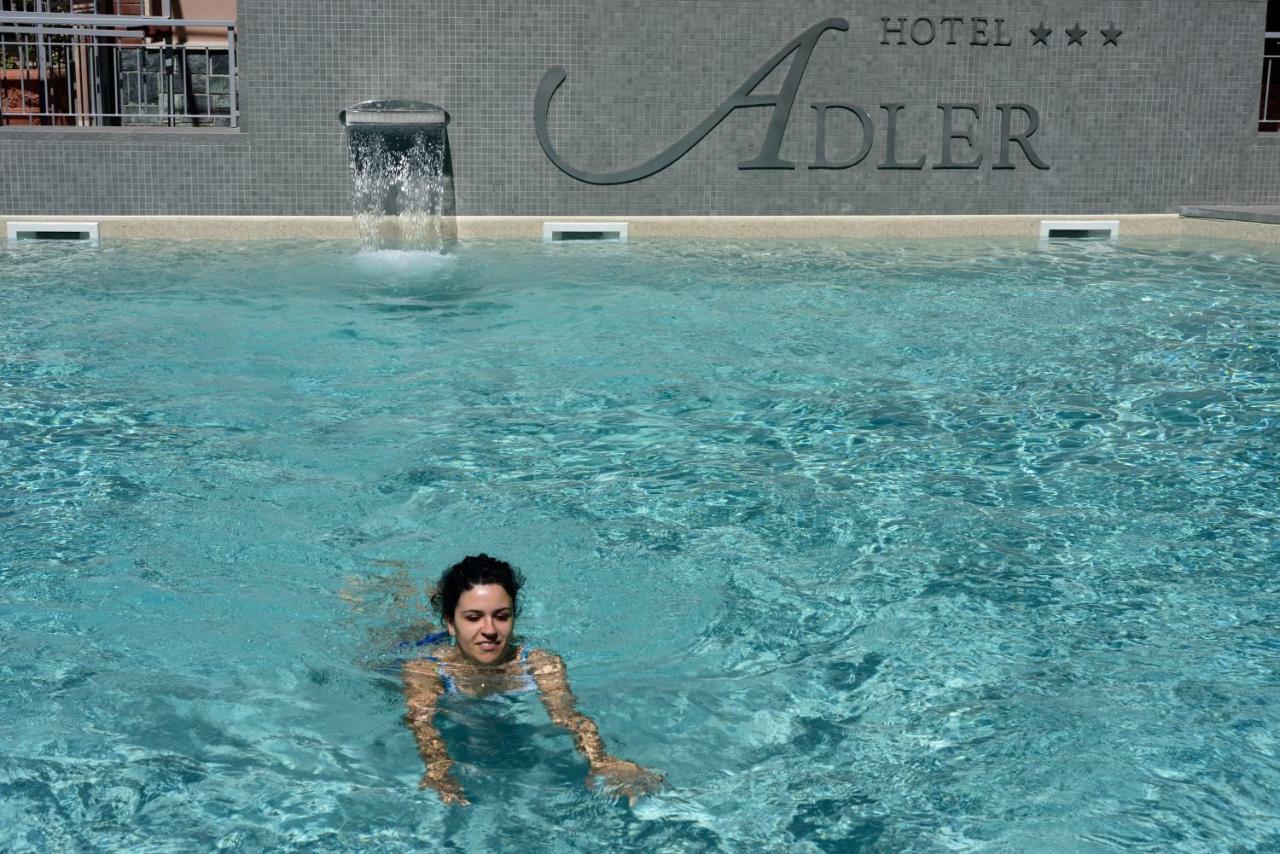Hotel Adler Alassio Ngoại thất bức ảnh