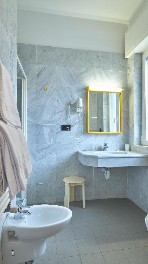 Hotel Adler Alassio Ngoại thất bức ảnh